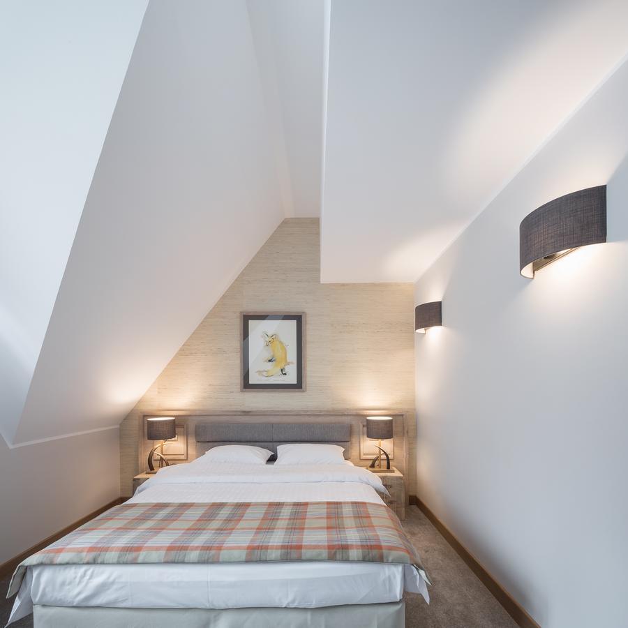 Chalet Alpina Moroeni Kültér fotó